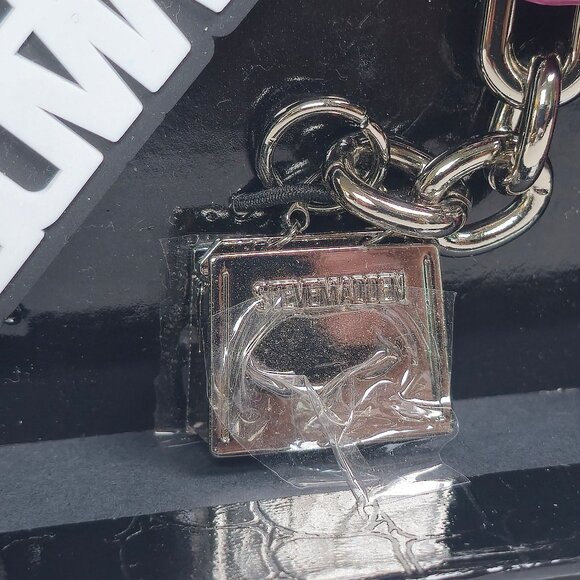 Steve Madden Bzippy Women's Wristlet Wallet And Keychain Gift Set - Picture 7 of 8